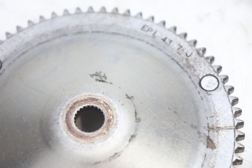 photo de VARIATOR PULLEY PLATE PEUGEOT TREKKER 50 (1995 - 2004) - Alternative perspective