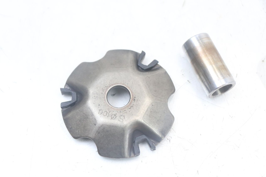 photo de SWINGARM TNT MOTOR ROMA 10' 4T 50 (2007 - 2018) - Zoom on usage condition