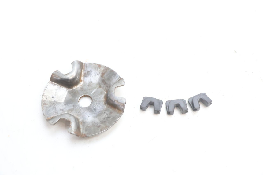 photo de VARIATOR BACK PLATE MBK STUNT NAKED 50 (2004 - 2018) - Technical close-up