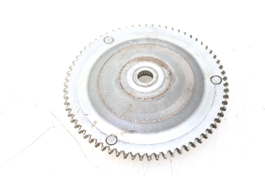 photo de VARIATOR BACK PLATE PEUGEOT VIVACITY 50 (2004 - 2009) - Zoom on usage condition