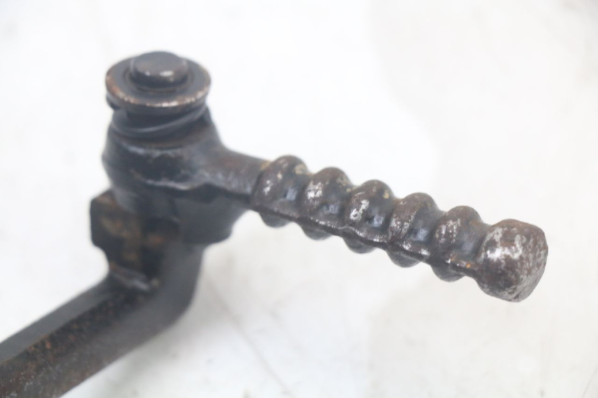 photo de KICK KYMCO AGILITY 4T 50 (2018 - 2022) - Fixing points details