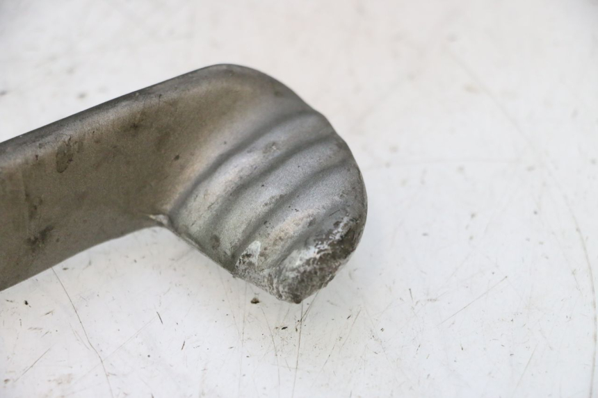 photo de KICK START KEEWAY F-ACT NAKED 50 (2009 - 2014) - Fixing points details