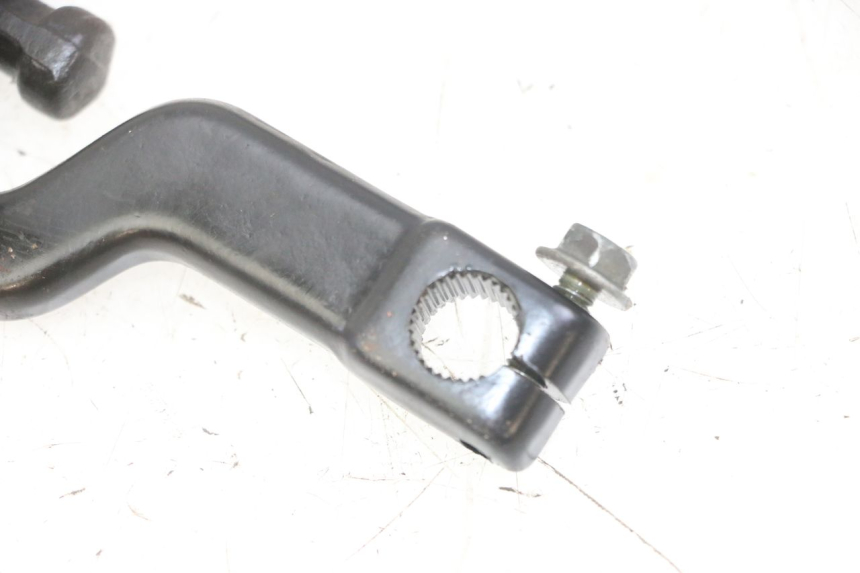 photo de KICK START SYM FIDDLE 3 III 50 (2014 - 2020) - Zoom on usage condition