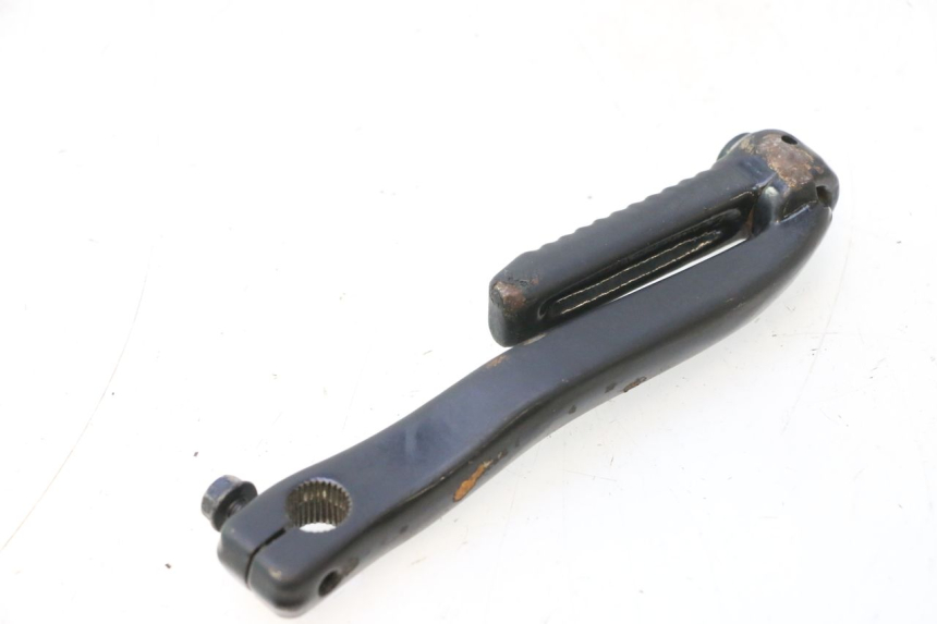 photo de KICK START PEUGEOT KISBEE 4T 50 (2023 - 2026) - Zoom on usage condition