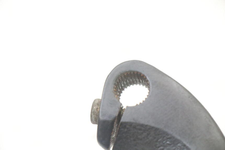 photo de KICK START PEUGEOT TREKKER TKR 50 (2005 - 2014) - Zoom on usage condition