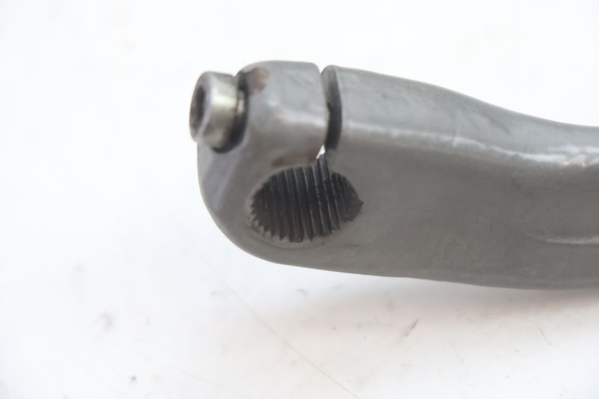 photo de KICK START YAMAHA SLIDER 50 (1999 - 2004) - Fixing points details