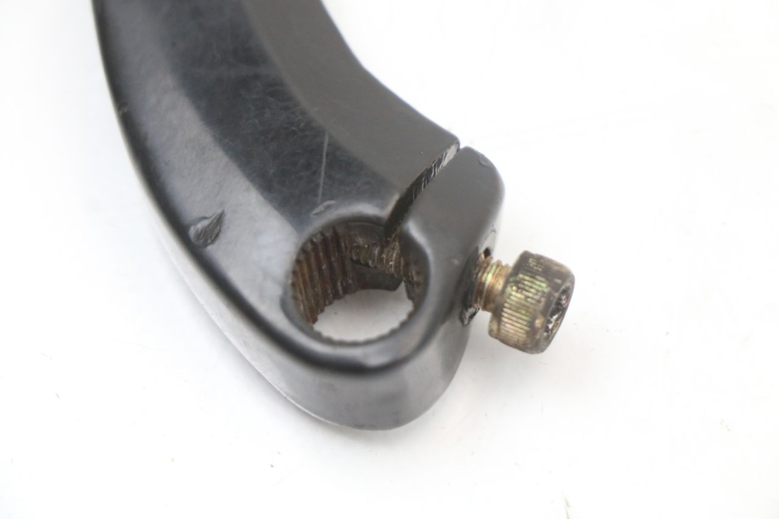 photo de KICK START PEUGEOT STREETZONE 2T 50 (2014 - 2019) - Alternative perspective