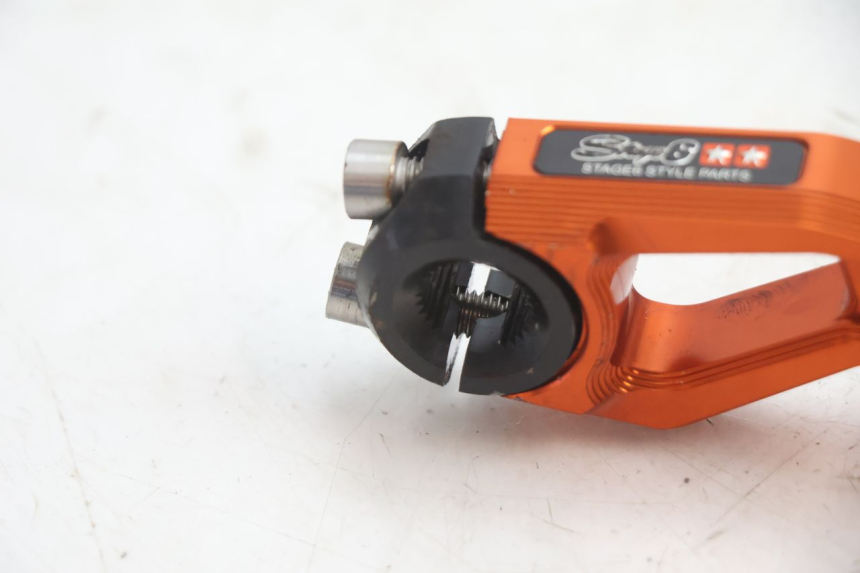 photo de KICK PEUGEOT VIVACITY 50 (2004 - 2009) - Zoom on usage condition