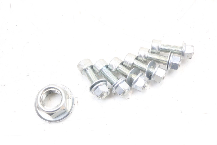 photo de CHAIN SPROCKET KIT ROYAL ENFIELD CONTINENTAL GT 650 (2019 - 2024) - Markings and original references