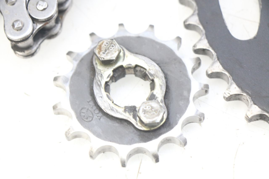 photo de CHAIN KIT XTRM FACTORY DIRTBIKE BSE 150 - Surface and material condition