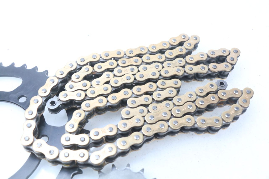 photo de CHAIN SPROCKET KIT SUZUKI GSX-R GSXR 750 (2011 - 2016) - Zoom on usage condition