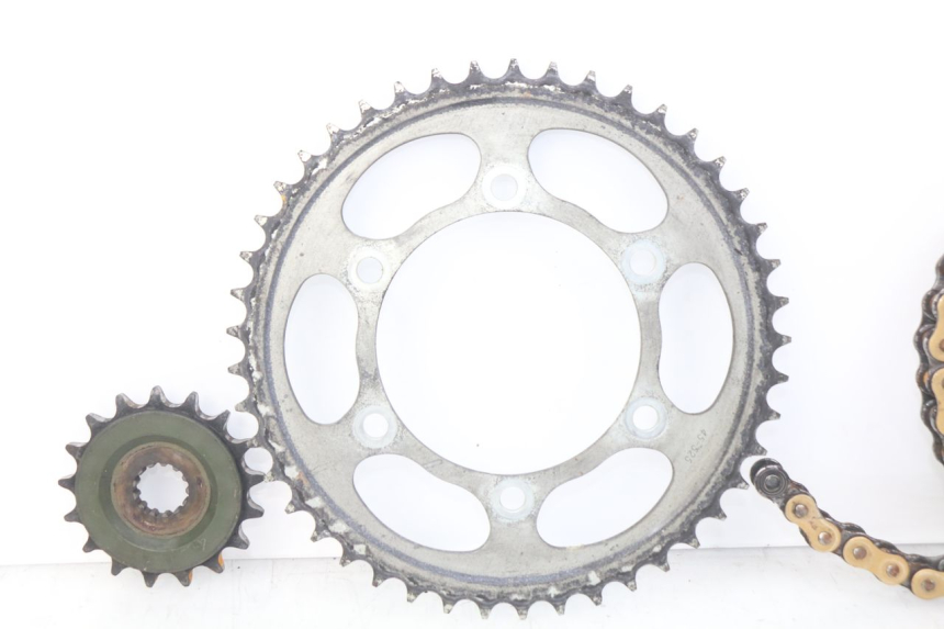 photo de CHAIN SPROCKET KIT SUZUKI GSX-R GSXR 750 (2011 - 2016) - Surface and material condition