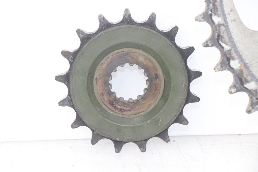 photo de CHAIN SPROCKET KIT SUZUKI GSX-R GSXR 750 (2011 - 2016) - Checked used part
