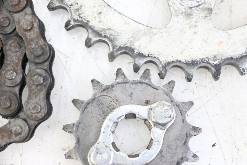 photo de CHAIN SPROCKET KIT KIDEN KD125-G 125 (2018 - 2022) - Zoom on usage condition