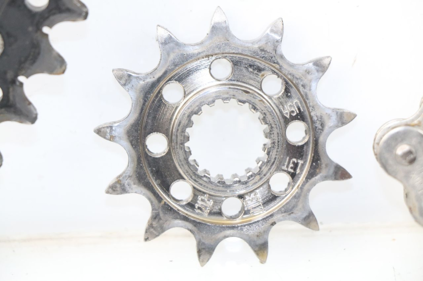 photo de CHAIN SPROCKET KIT SUZUKI RMZ RM-Z 450 (2008 - 2011) - Surface and material condition