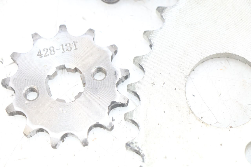 photo de CHAIN KIT YAMASAKI ROADSTER 50 (2013 - 2018) - Alternative perspective