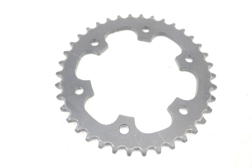 photo de CHAIN SPROCKET KIT ROYAL ENFIELD CONTINENTAL GT 650 (2019 - 2024) - Technical close-up