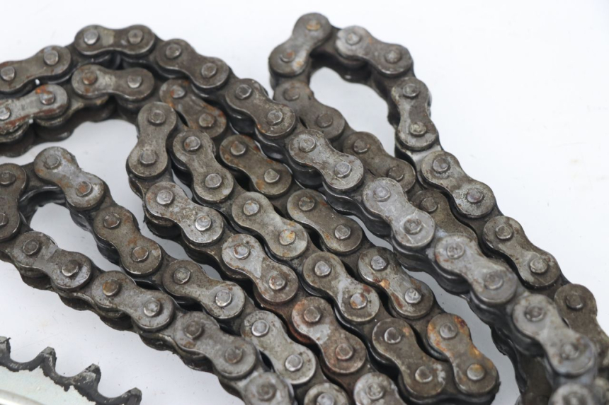 photo de CHAIN SPROCKET KIT HONDA XLV VARADERO 125 (2000 - 2006) - Alternative perspective