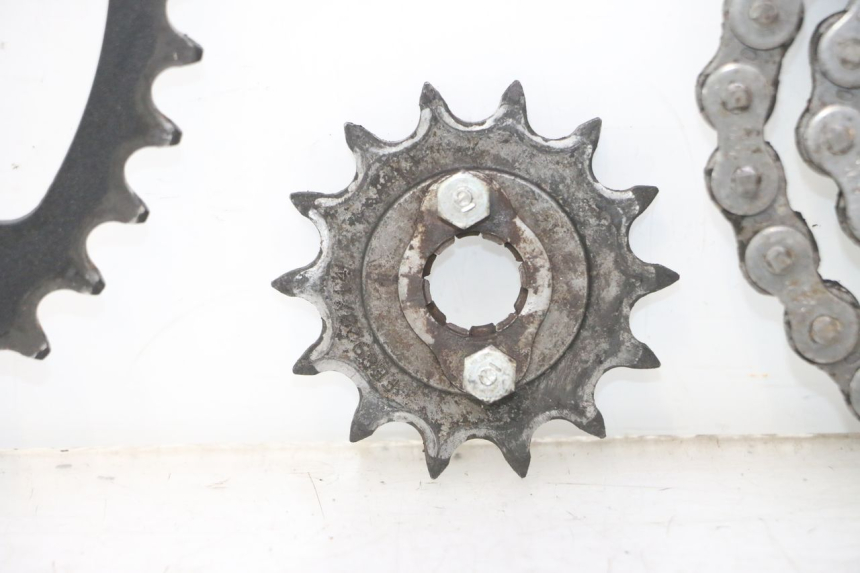 photo de CHAIN SPROCKET KIT HONDA XLV VARADERO 125 (2007 - 2012) - Distinctive features