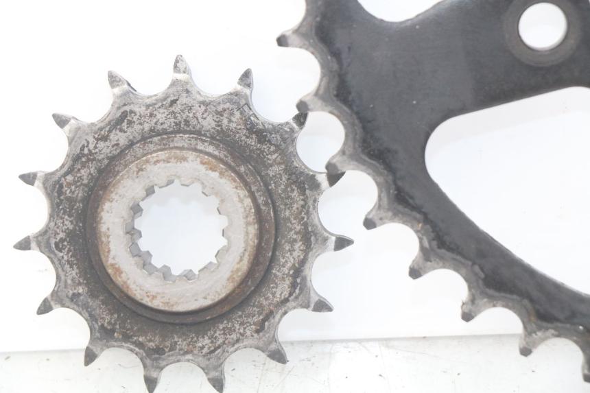 photo de CHAIN KIT KAWASAKI Z S 750 (2003 - 2006) - Fixing points details