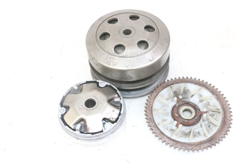 photo de CLUTCH VARIATOR KIT KYMCO AGILITY 4T 50 (2005 - 2018) - Component detail
