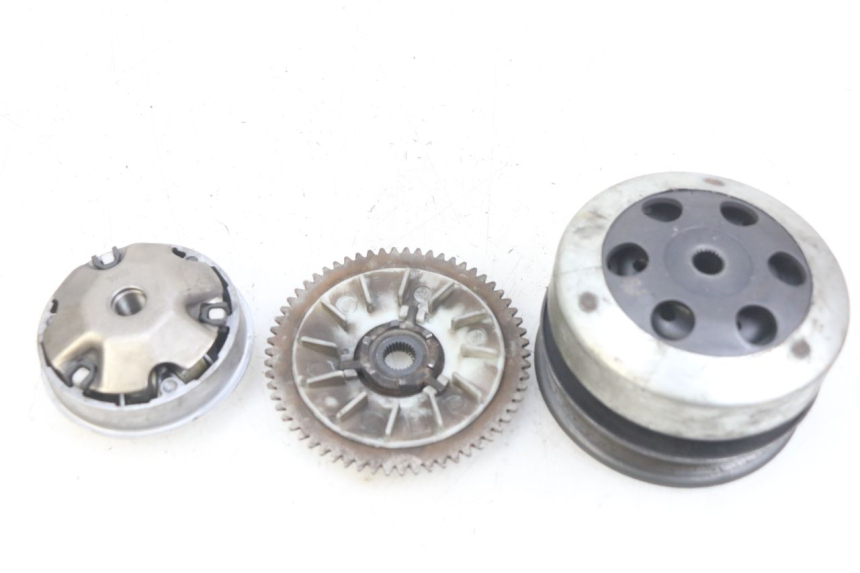 photo de CLUTCH VARIATOR KIT UNIVERSAL BIKE RETRO 50 (2019 - 2023) - Component detail
