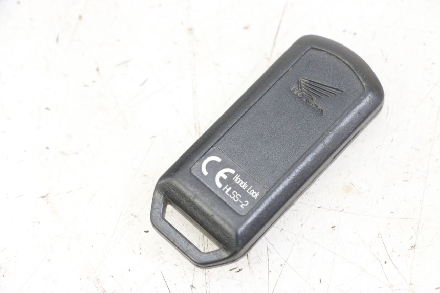 photo de LOCK SET KEY ECU HONDA SH i 300 (2015 - 2020) - Component zoom