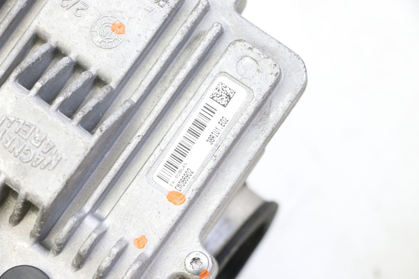 photo de LOCK SET KEY ECU PIAGGIO MP3 500 (2014 - 2017) - Zoom on usage condition