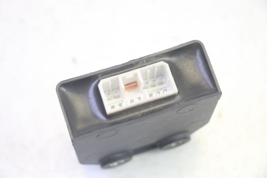 photo de LOCK SET KEY ECU PIAGGIO MP3 RL 250 (2006 - 2010) - Alternative angle