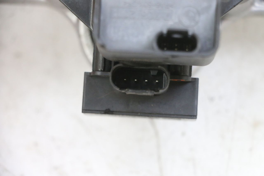 photo de LOCK SET KEY ECU BMW R RT ABS 1200 (2010 - 2014) - Zoom on usage condition