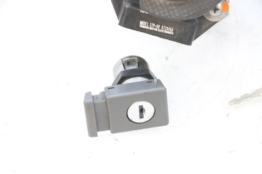 photo de LOCK KEY CDI IGNITION SWITCH KIT YAMAHA X-MAX XMAX 125 (2010 - 2013) - Component zoom
