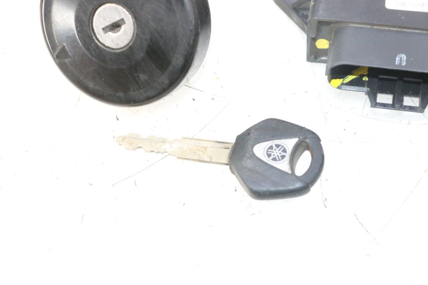photo de LOCK KEY CDI IGNITION SWITCH KIT YAMAHA X-MAX XMAX 125 (2010 - 2013) - Component detail