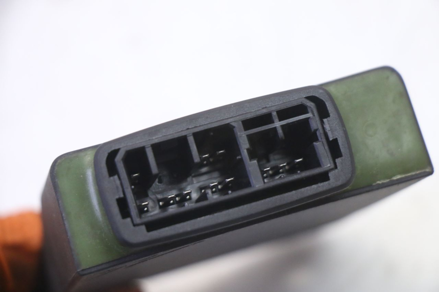 photo de LOCK KEY CDI IGNITION SWITCH KIT PIAGGIO X9 EVOLUTION 125 (2003 - 2007) - Fixing points details