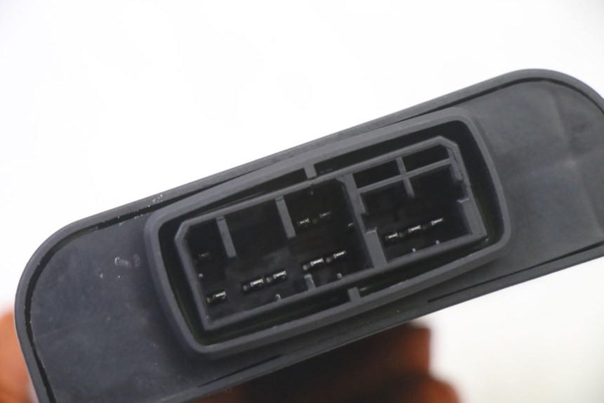 photo de LOCK KEY CDI IGNITION SWITCH KIT PIAGGIO X9 EVOLUTION 125 (2003 - 2007) - Component zoom