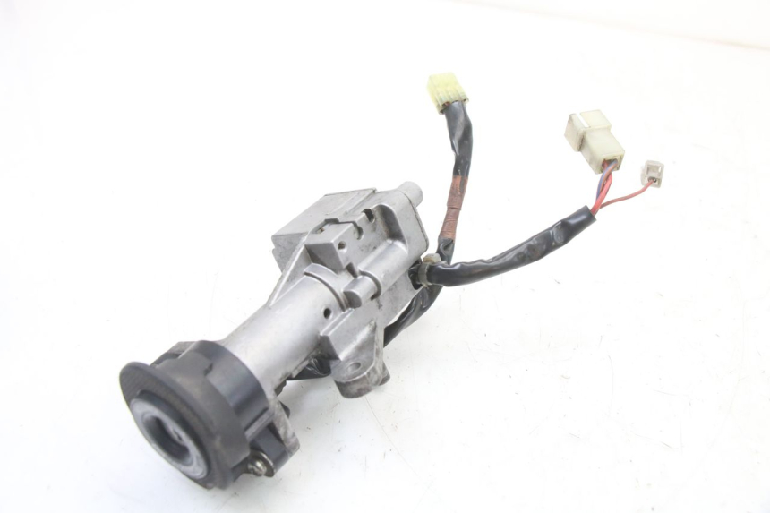 photo de LOCK SET KEY ECU YAMAHA X-MAX XMAX ABS 250 (2010 - 2014) - Zoom on usage condition