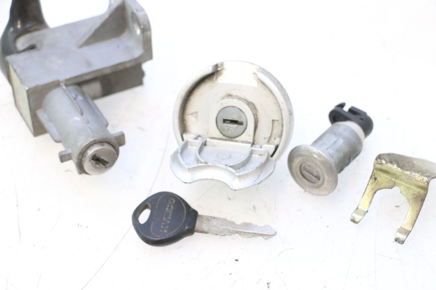 photo de LOCK SET KEY KYMCO AGILITY 4T 10" 50 (2005 - 2018) - Product overview