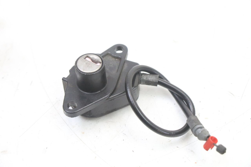 photo de LOCK SET KEY BMW C1 125 (2000 - 2003) - Distinctive features