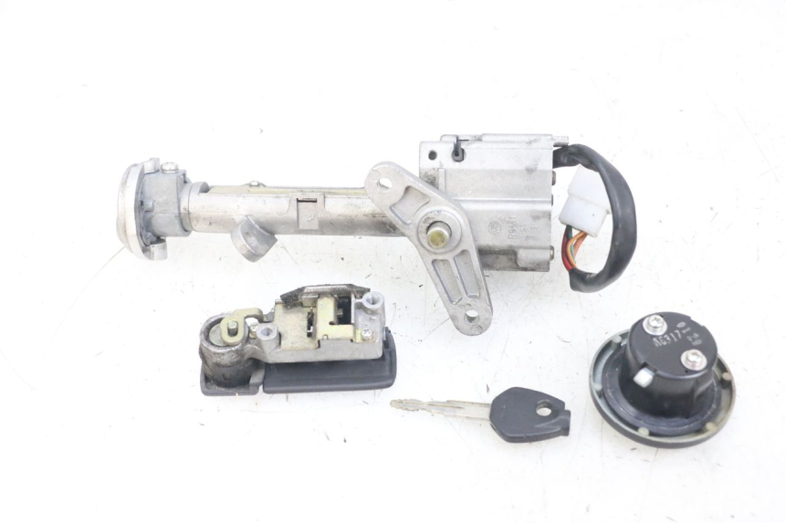 photo de LOCK SET KEY SUZUKI BURGMAN 125 (2007 - 2014) - Surface and material condition