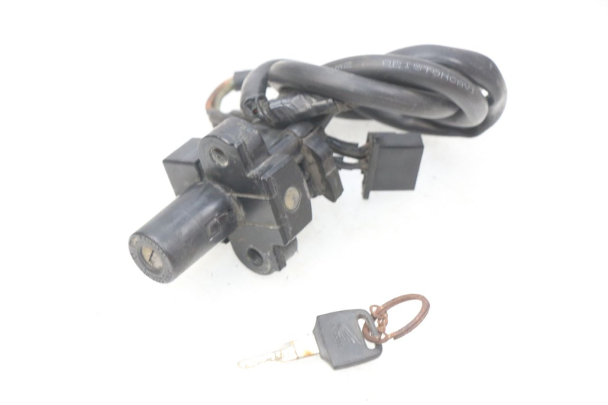 photo de LOCK KEY NEIMAN KIT HONDA CBR RR FIREBLADE 900 (1992 - 1994) - Fixing points details