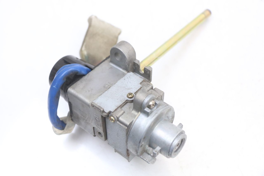 photo de LOCK KEY NEIMAN KIT KYMCO DINK STREET 125 (2009 - 2014) - Zoom on usage condition