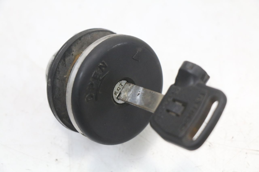 photo de LOCK KEY NEIMAN KIT KYMCO DINK STREET 125 (2009 - 2014) - Surface and material condition