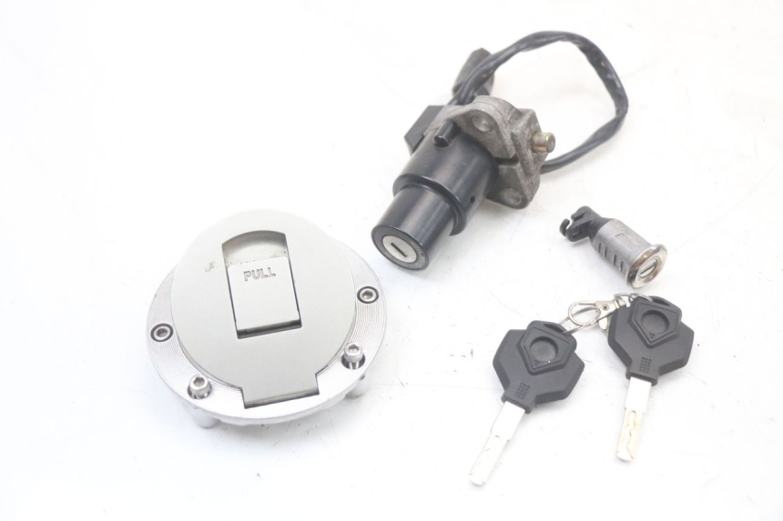 photo de LOCK SET KEY EBROH BRAVO GLE 1 (2020 - 2024) - Main view