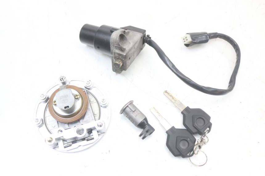 photo de LOCK SET KEY EBROH BRAVO GLE 1 (2020 - 2024) - Component detail