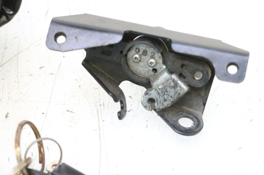 photo de LOCK SET KEY KAWASAKI ER-6 ER6 F ABS 650 (2012 - 2016) - Surface and material condition