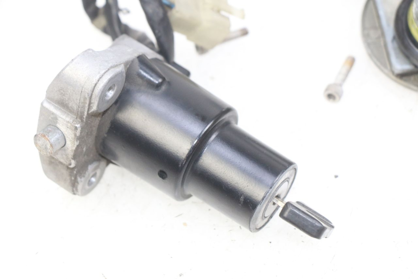 photo de LOCK KEY NEIMAN KIT YAMAHA FJ 3CX 1200 (1986 - 1996) - Component detail