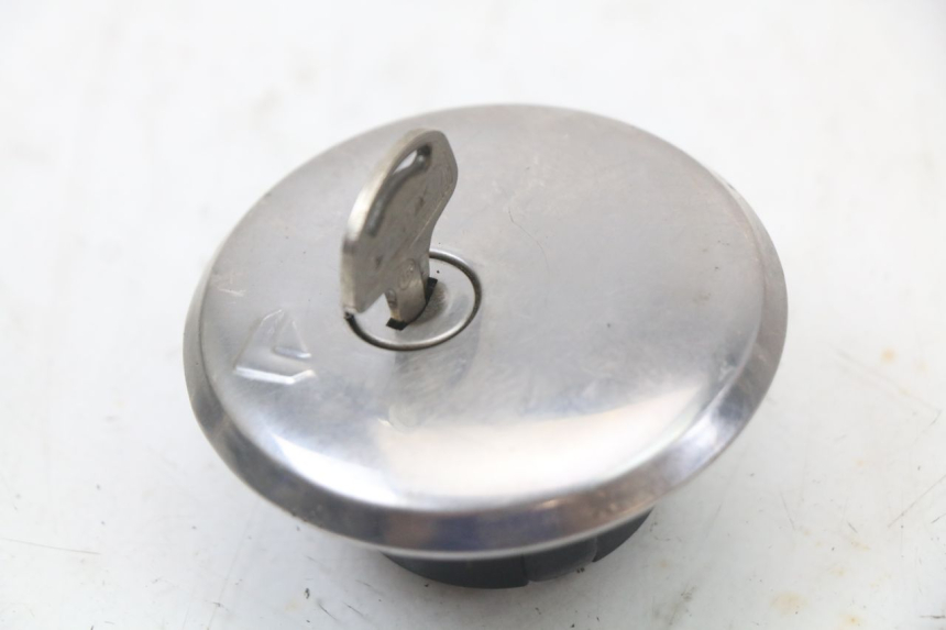 photo de LOCK KEY NEIMAN KIT SUZUKI GN 125 (1997 - 2000) - Distinctive features