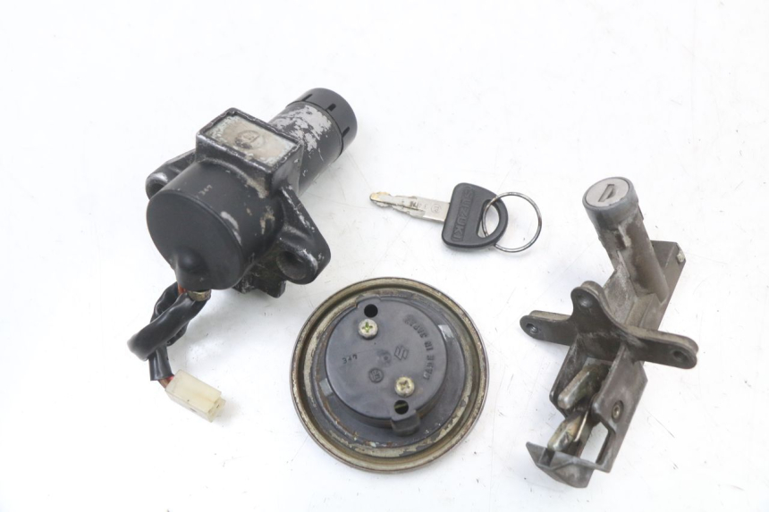 photo de LOCK SET KEY SUZUKI GSX E 250 (1982 - 1983) - Component detail