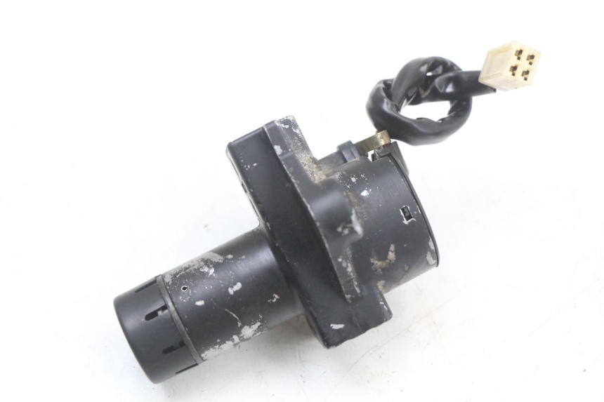 photo de LOCK SET KEY SUZUKI GSX E 250 (1982 - 1983) - Technical close-up