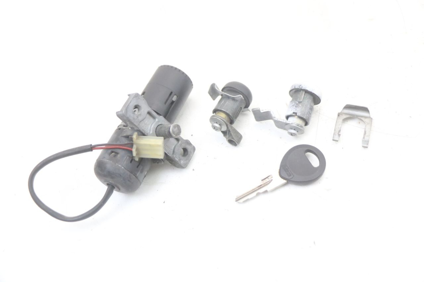 photo de LOCK SET KEY HONDA NES AROBASE 125 (2000 - 2003) - Component detail