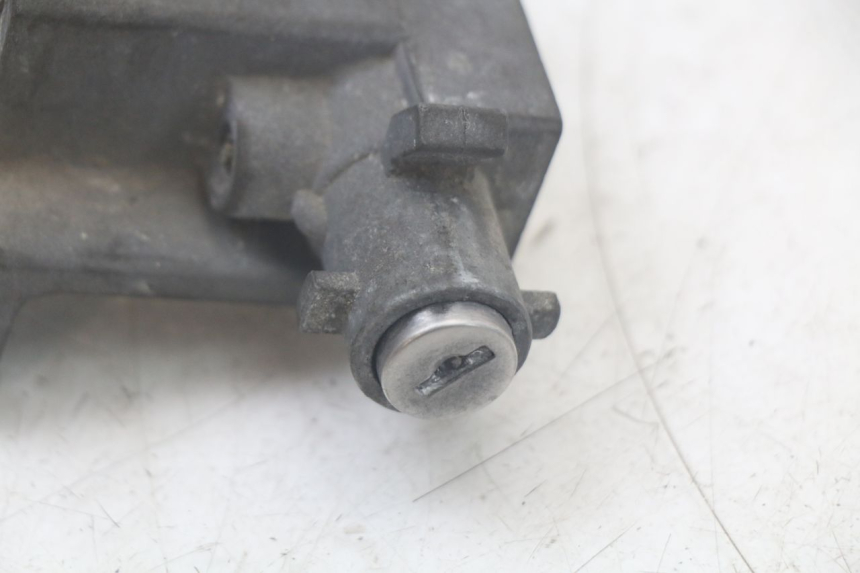 photo de LOCK KEY NEIMAN KIT KYMCO LIKE 125 (2009 - 2016) - Alternative perspective